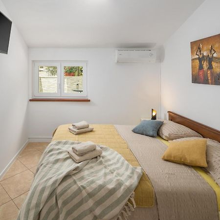 Guest House Ravnic بوريتش المظهر الخارجي الصورة