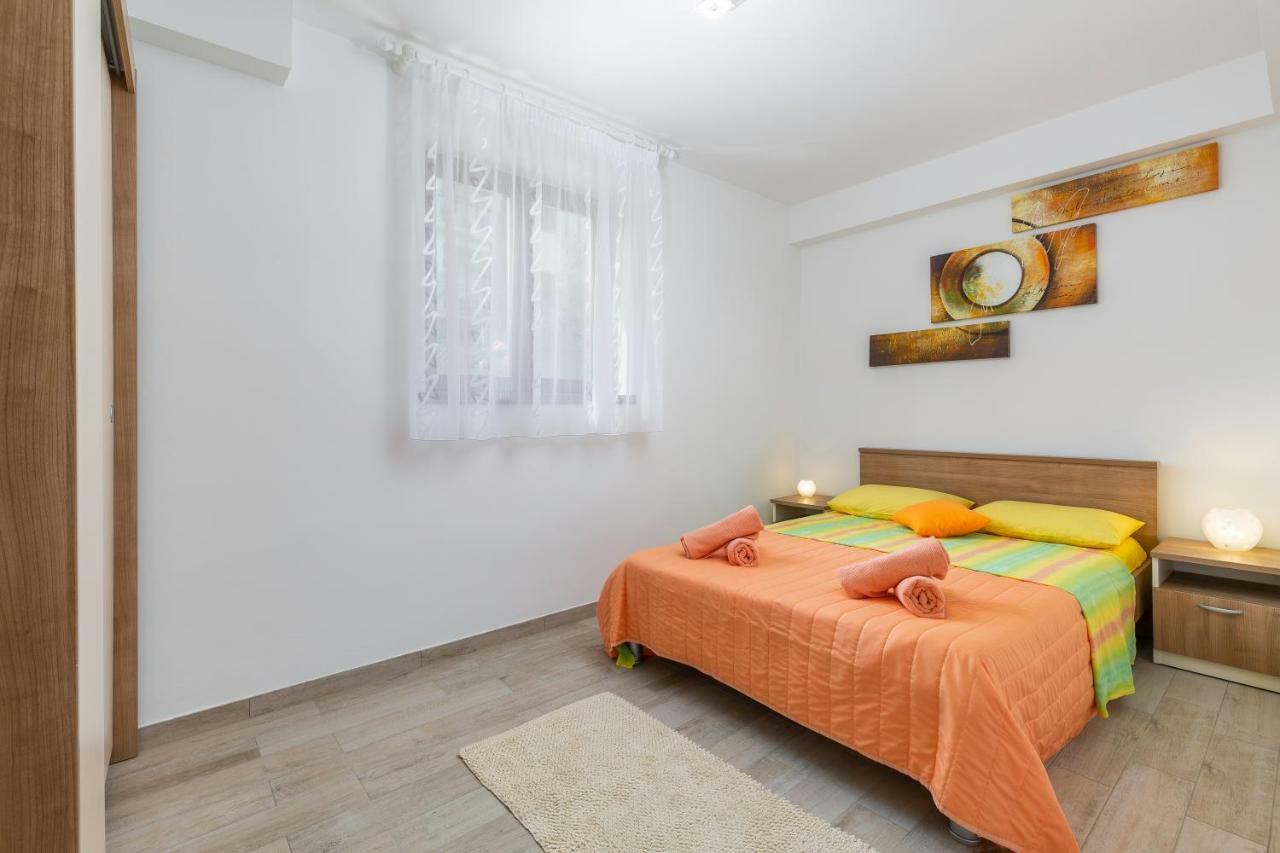 Guest House Ravnic بوريتش المظهر الخارجي الصورة
