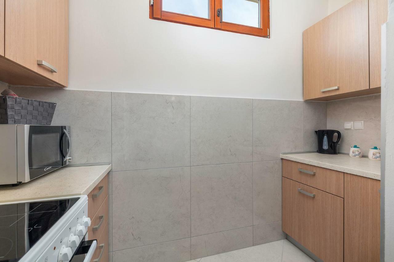 Guest House Ravnic بوريتش المظهر الخارجي الصورة